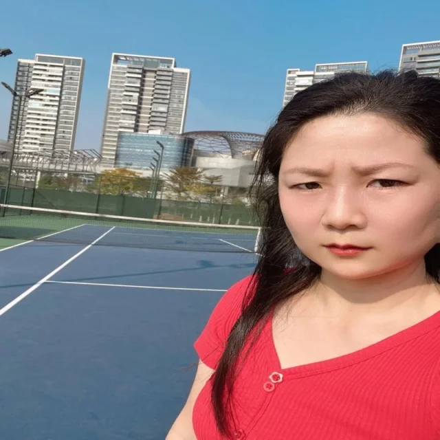 陈雨菲回归赛场表现夺目引发热议